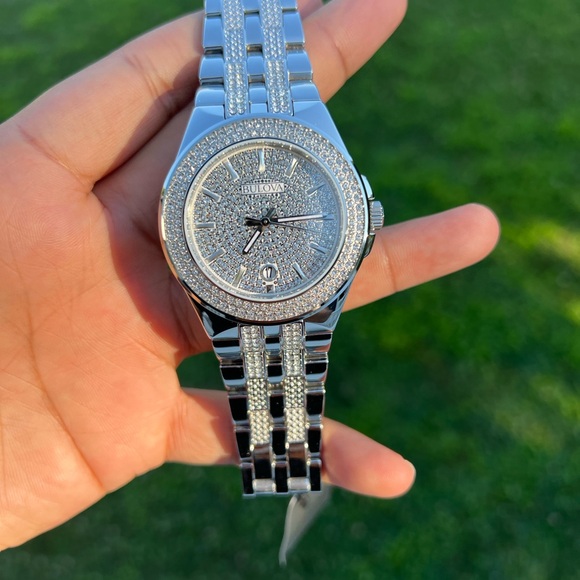 BULOVA  diamond Crystal Pave Men's Watch silver - Picture 3 of 15